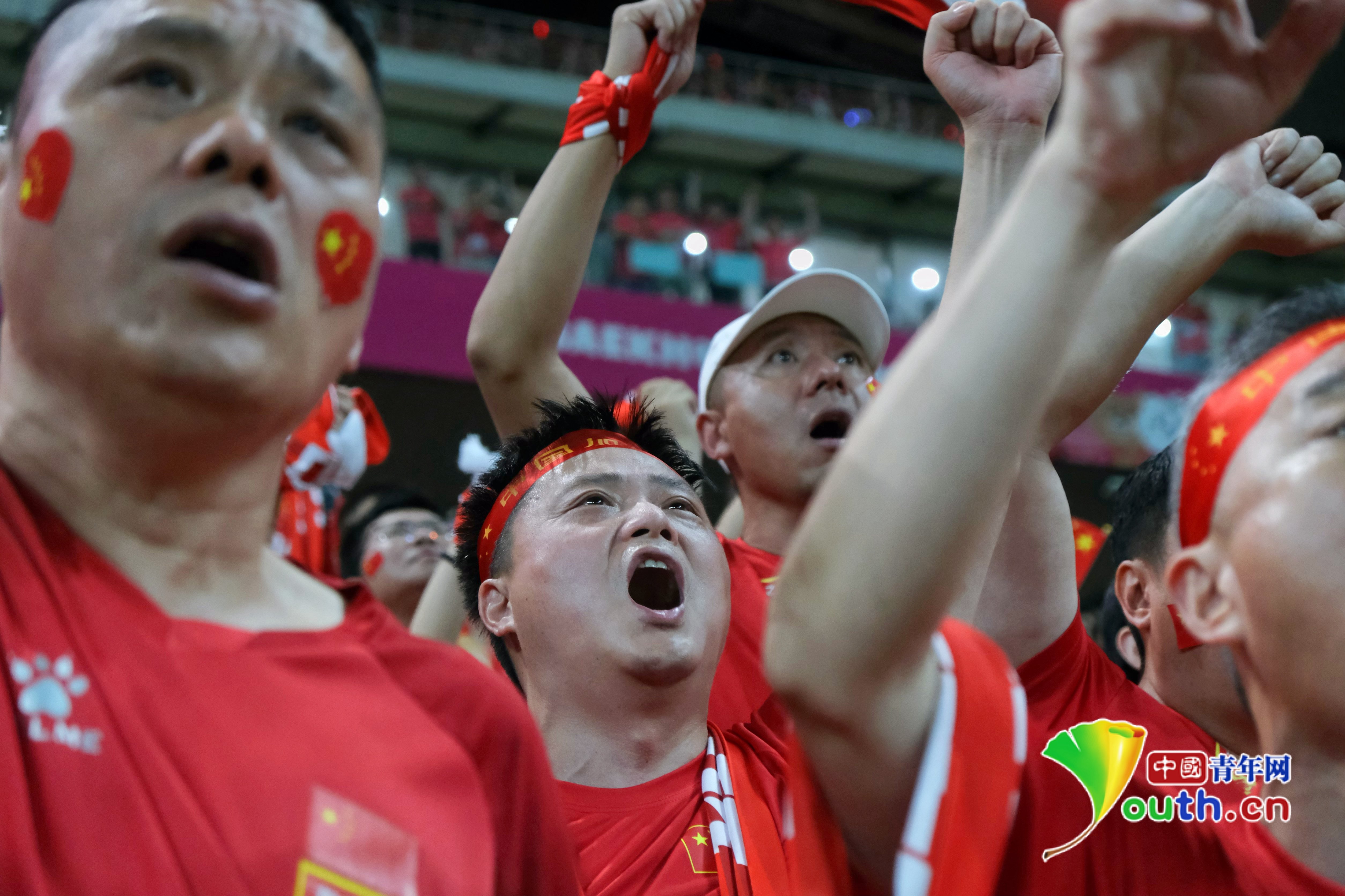 广州客场惊险获胜，保持领先的简单介绍