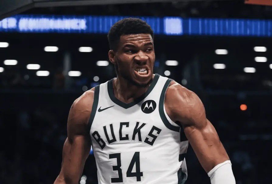 土耳其男篮强势雄鹿B队，字母哥爆发神勇的简单介绍