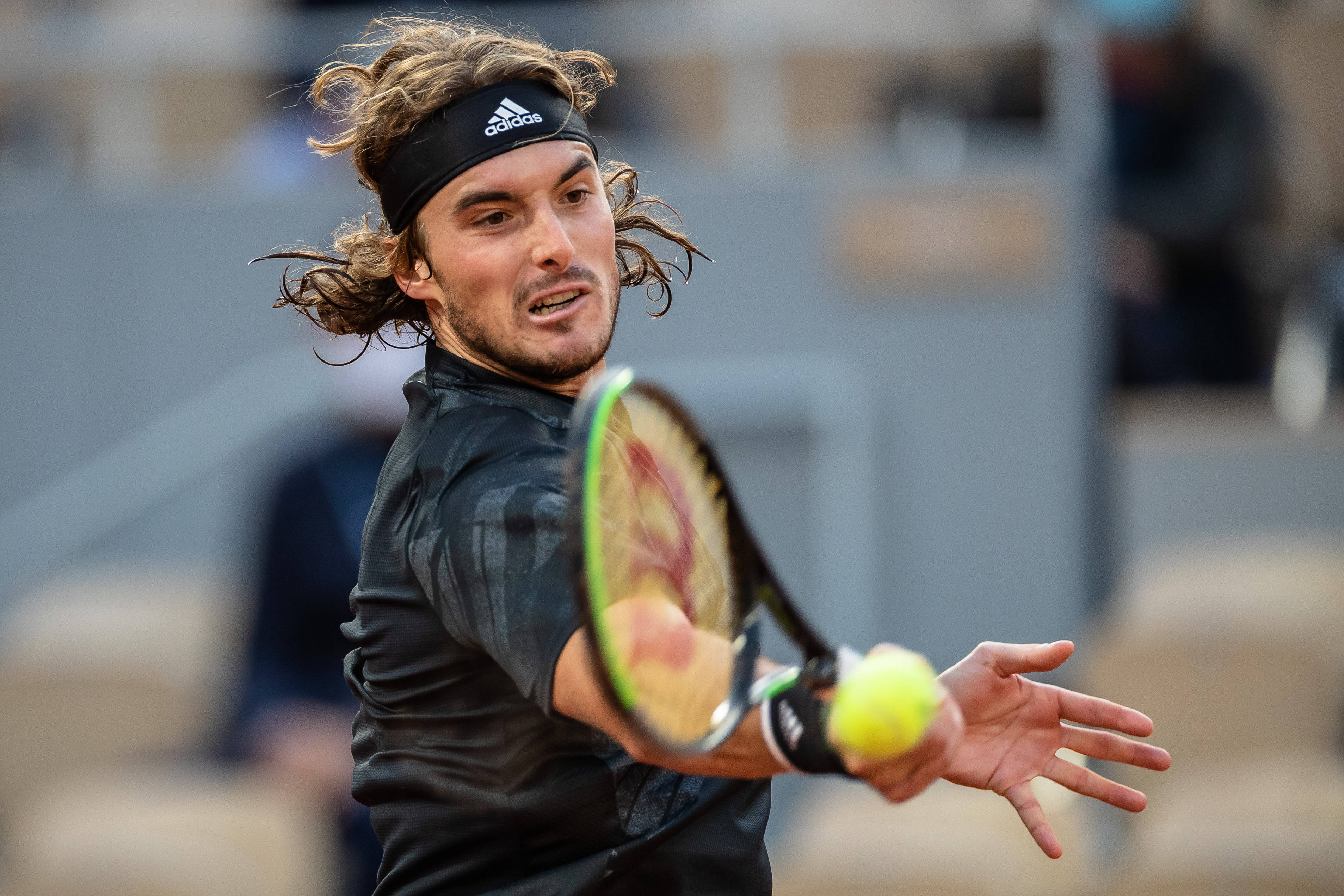 开云体育登录-意大利网球队鏖战美国网球队，西西帕斯高光表现的简单介绍